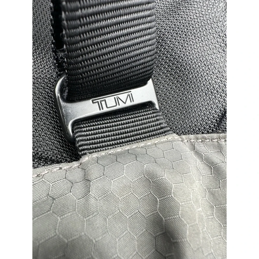 Tumi Nylon Tote Bag Black Travel Laptop Carry On Shoulder Bag Organizer 543C
